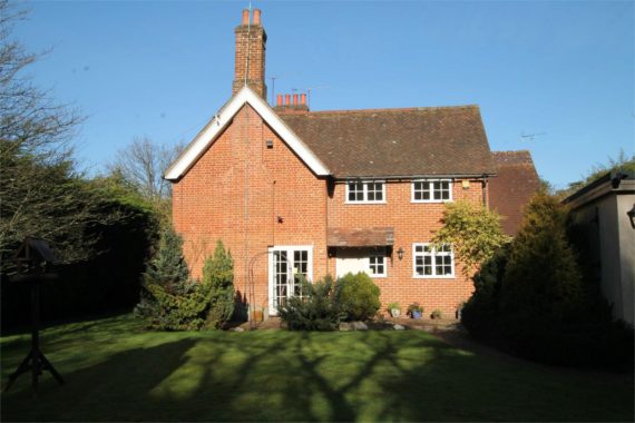 4&nbsp;Bedroom&nbsp;Semi-Detac...